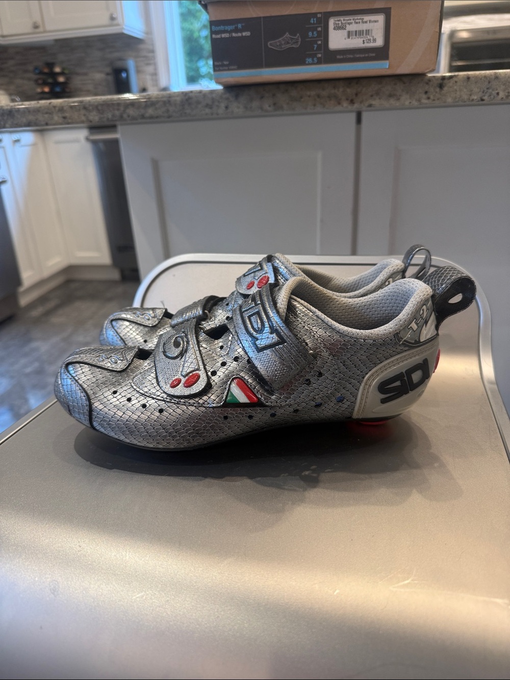 Sidi Silver carbon millennium spin Shoes with Secure Double-Strap Closure